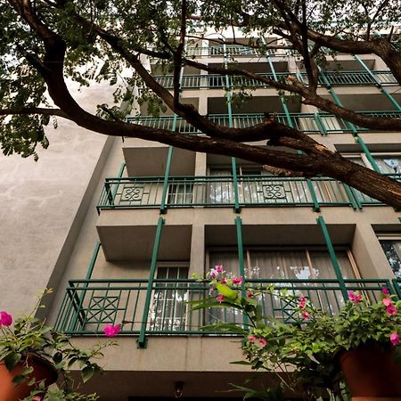 Bougainvilla Apartment Surat Eksteriør bilde